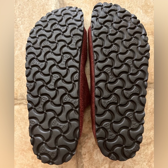 Birkenstock Arizona Suede Leather Sandal, Zinfandel Color, Size 37 Regular/Wide - Picture 7 of 9